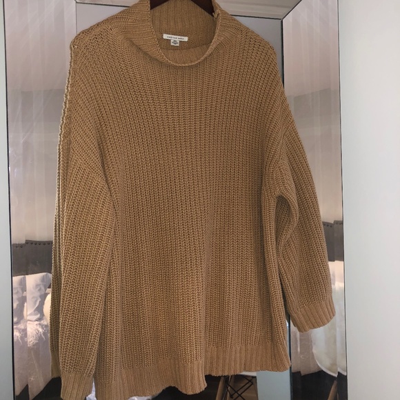 American Eagle Turtleneck Top - Picture 1 of 1